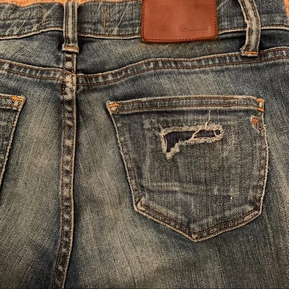 Madewell distressed skinny skinny ripped jeans - Picture 4 of 10